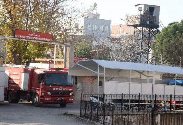 Cezaevinde Düzenlenen Tatbikat Paniğe Yol Açtı