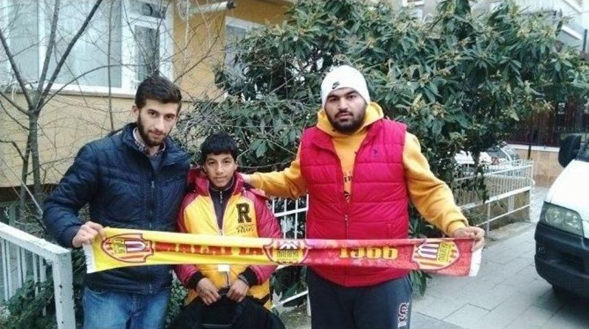 Derebeyleri Taraftar Grubu&rsquo;ndan Anlamlı Yardım
