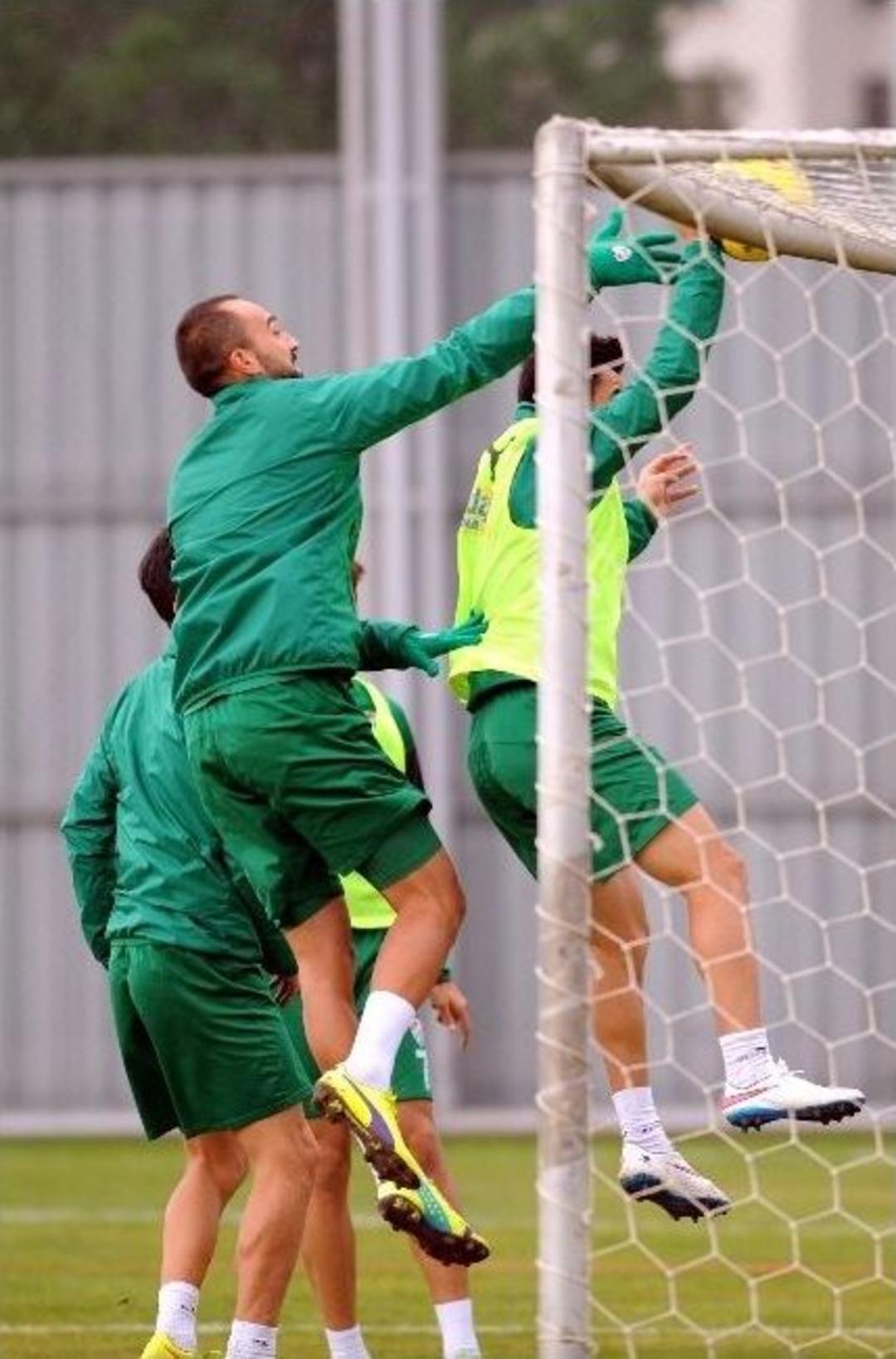 Bursaspor Gaziantep&rsquo;e Hazırlanıyor