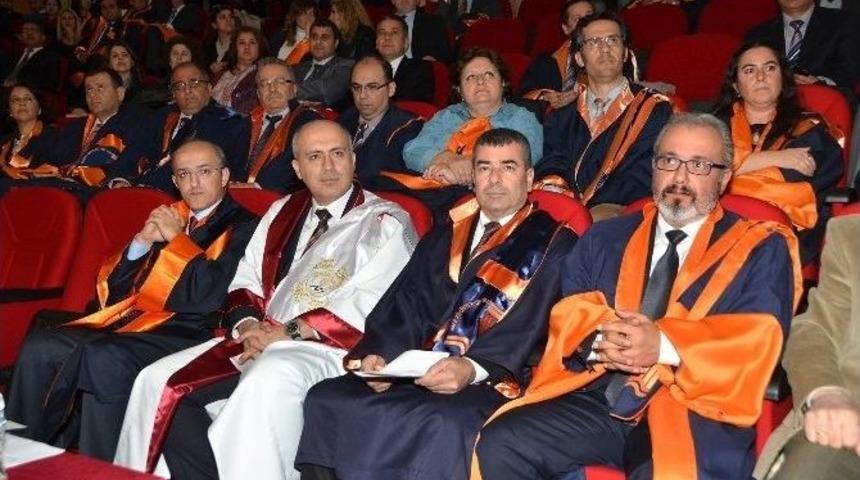 Me&uuml;&rsquo;de Akademik Ve İdari Personel Taltif Edildi