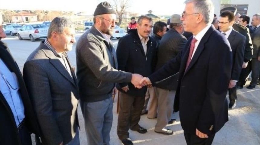 Vali Ataklı K&ouml;y Ziyaretlerine Devam Ediyor