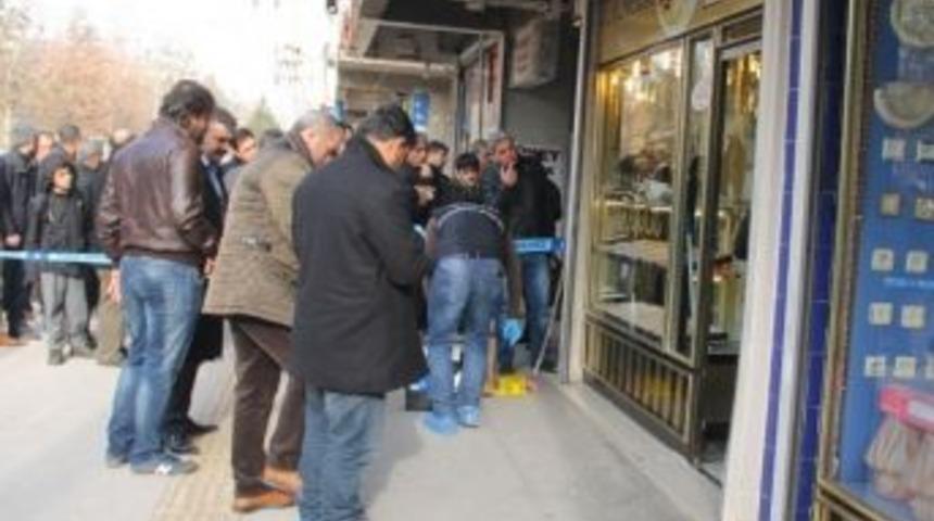 Diyarbakır&rsquo;da Kuyumcu Soygunu