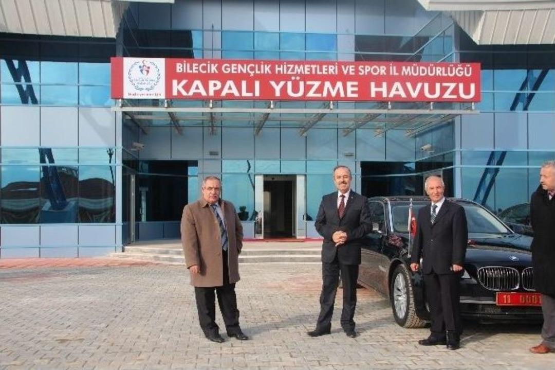 Yarı Olimpik Kapalı Y&uuml;zme Havuzunda Sona Yaklaşıldı