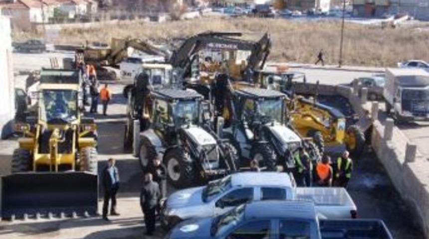 Pınarbaşı Belediyesi Ara&ccedil; Filosunu Genişletti