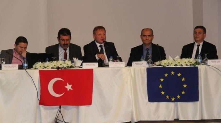 Giresun&rsquo;da Eğitim Paneli D&uuml;zenlendi