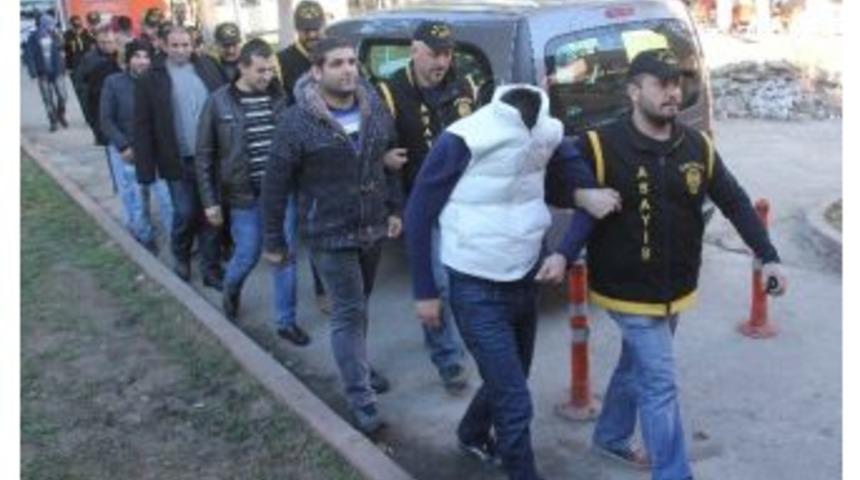 Kumar Oynatılan Milliyet&ccedil;i İrade Y&uuml;kseliş Partisi&rsquo;ne 5. Baskın