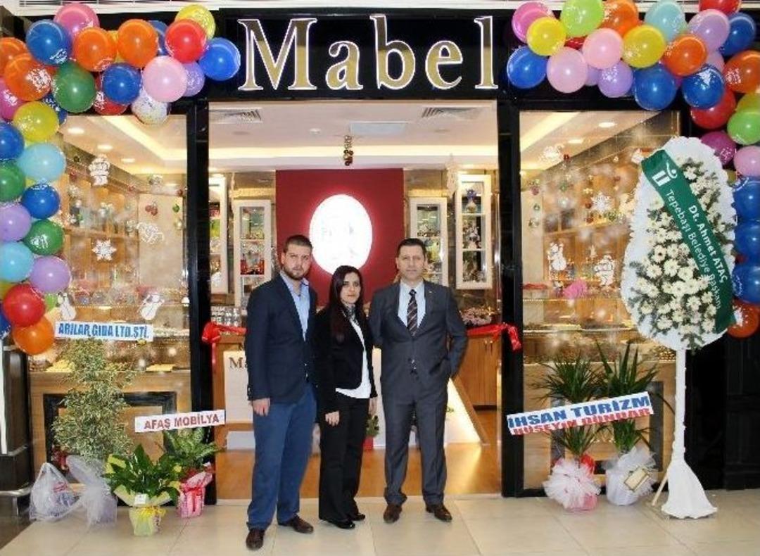 Bu Ailenin &Ccedil;ikolata Tutkusu &ldquo;mabel&rdquo;le Ta&ccedil;landı
