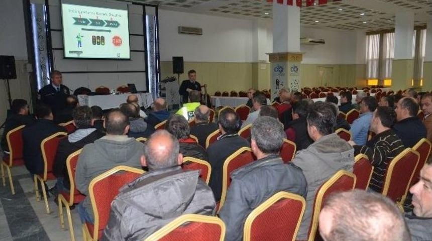 &Ccedil;orlu Trafik Şube, Temizlik Firması S&uuml;r&uuml;c&uuml;lerine Eğitim Verdi