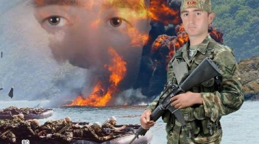 İzmir'de N&ouml;bet Değişimi Sırasında Şehit D&uuml;şen Denizci Er, Eskişehir'de Toprağa Verildi