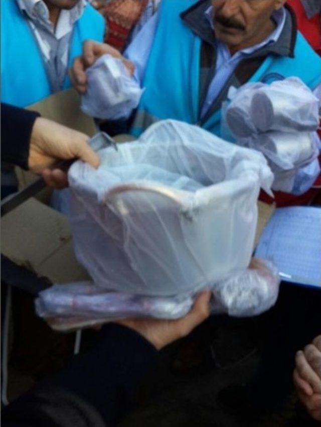 Suriyeli Misafirlere 5 Bin Adet Mutfak Seti 1