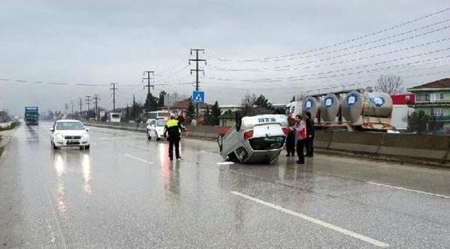 Takla Atan Otomobili 8 Kişi Çevirdi