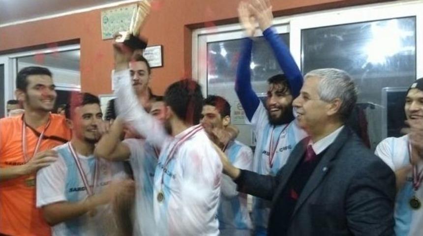 S&ouml;ke&rsquo;de &Uuml;niversiteliler Halı Saha Turnuvasında Buluştu