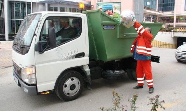 Temizlik Personeli 24 Saat Görev Başında