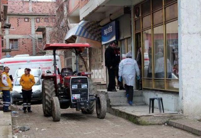 Kahvede Tabanca İle Öldürüldü