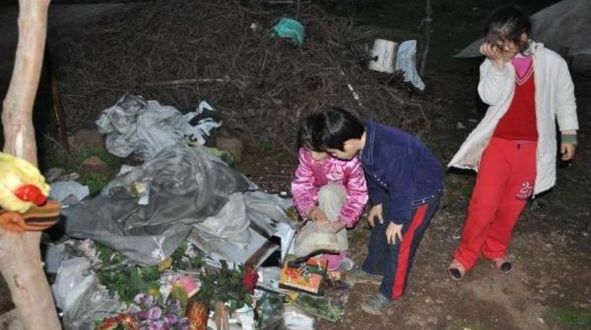 Evi Yanan Aileye Belediyeden Yardım Eli