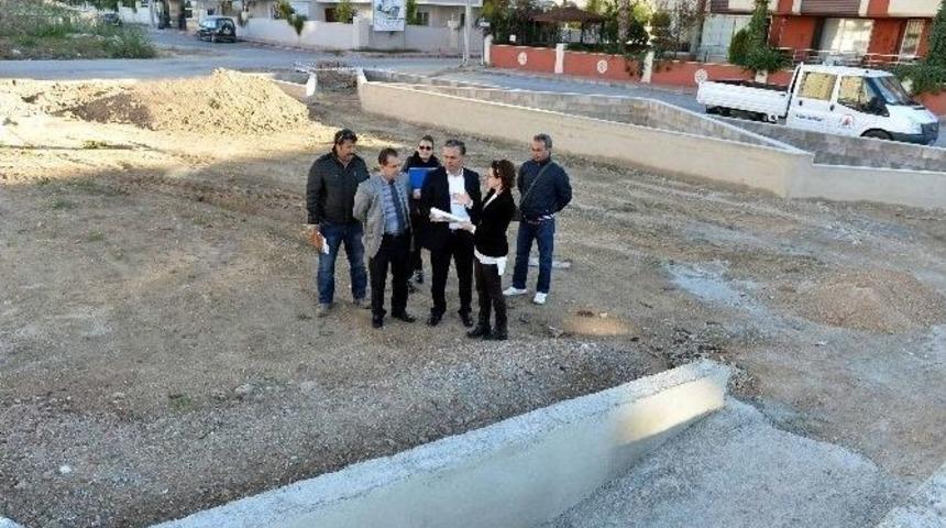 Muratpaşa Belediyesi&rsquo;nden 4 Mahalleye Park Ve Spor Sahası