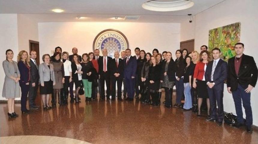 T&uuml;rkiye Aşı &Uuml;retip İhra&ccedil; Edecek