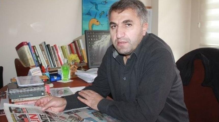 Do&ccedil;. Dr. Temizt&uuml;rk; "gazeteci Dediğin Uyanık Olmalı"