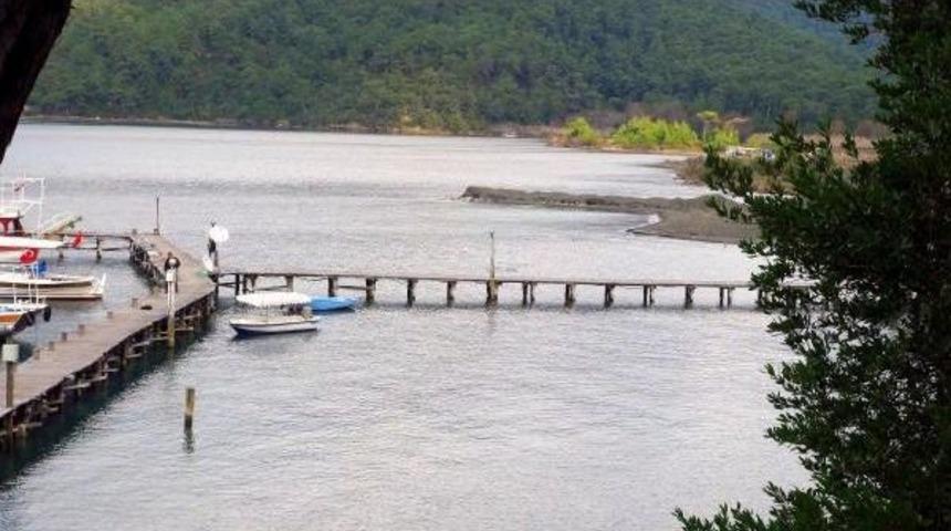 Marmaris'te Denize İzinsiz Dolgu İddiası