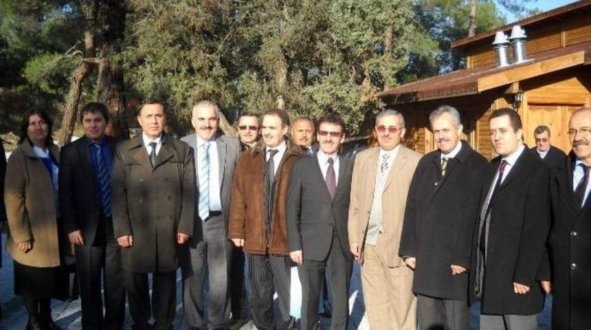 Sarıkaya, 17 İl&ccedil;e Milli Eğitim M&uuml;d&uuml;r&uuml; İle Biraraya Geldi