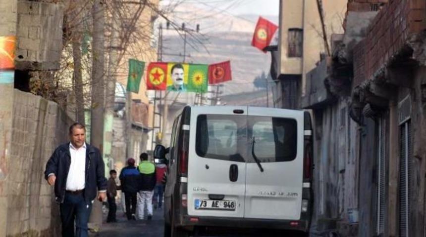 Cizre'de İşyerleri A&ccedil;ılmadı, Gerginlik Var