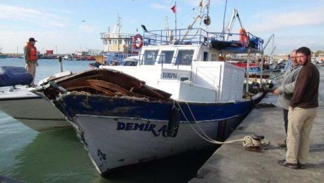 Suriyeli 200 Kaçak, Mersin Sahilinde Ölümden Döndü