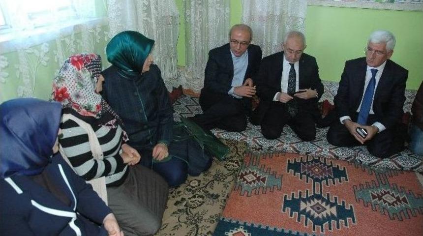 Bakan Elvan&rsquo;dan Madenci Ailesine Taziye Ziyareti