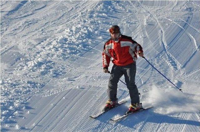 Nemrut’ta Kayak Sezonu Açıldı