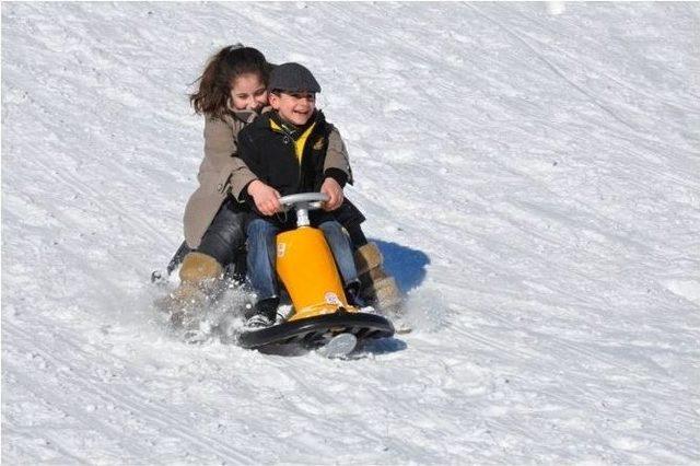 Nemrut’ta Kayak Sezonu Açıldı