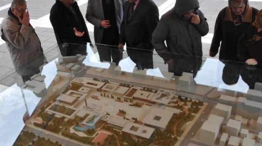 Eskişehir'de ' Kent Meydanı' Tartışması
