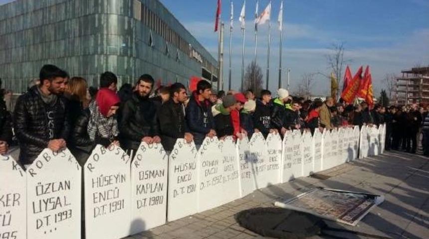 Uludere&rsquo;De &Ouml;lenler Bursa&rsquo;Da Anıldı