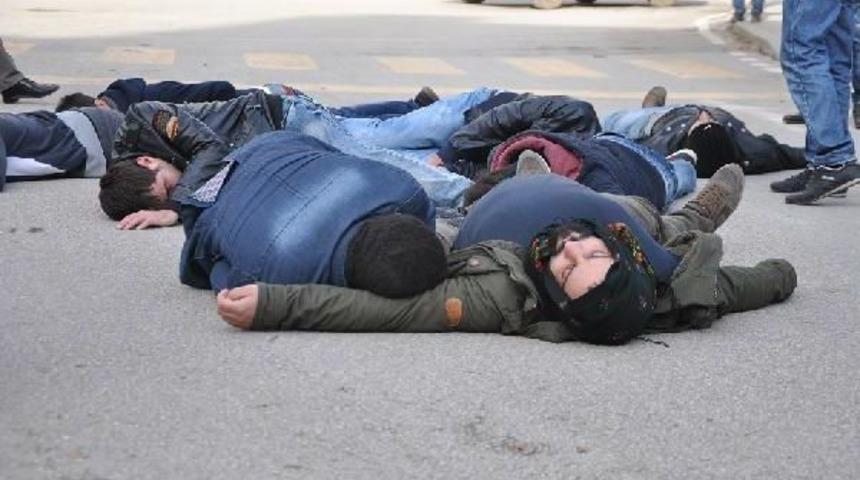 &Ccedil;orum'da Hdp'liler, Uludere'de &Ouml;lenleri Andı