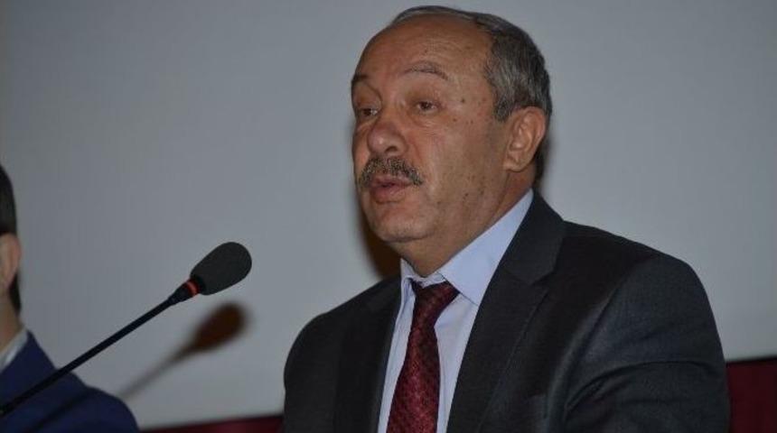 &rsquo;yeni T&uuml;rkiye Ve Mehmet Akif&rsquo; Konulu S&ouml;yleşi D&uuml;zenlendi