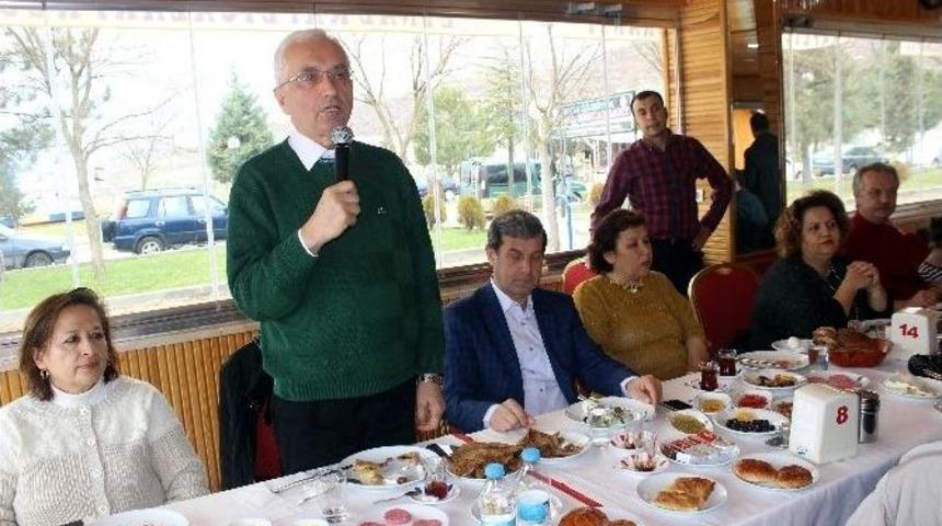 Gazeteciler Simav&rsquo;da Buluştu