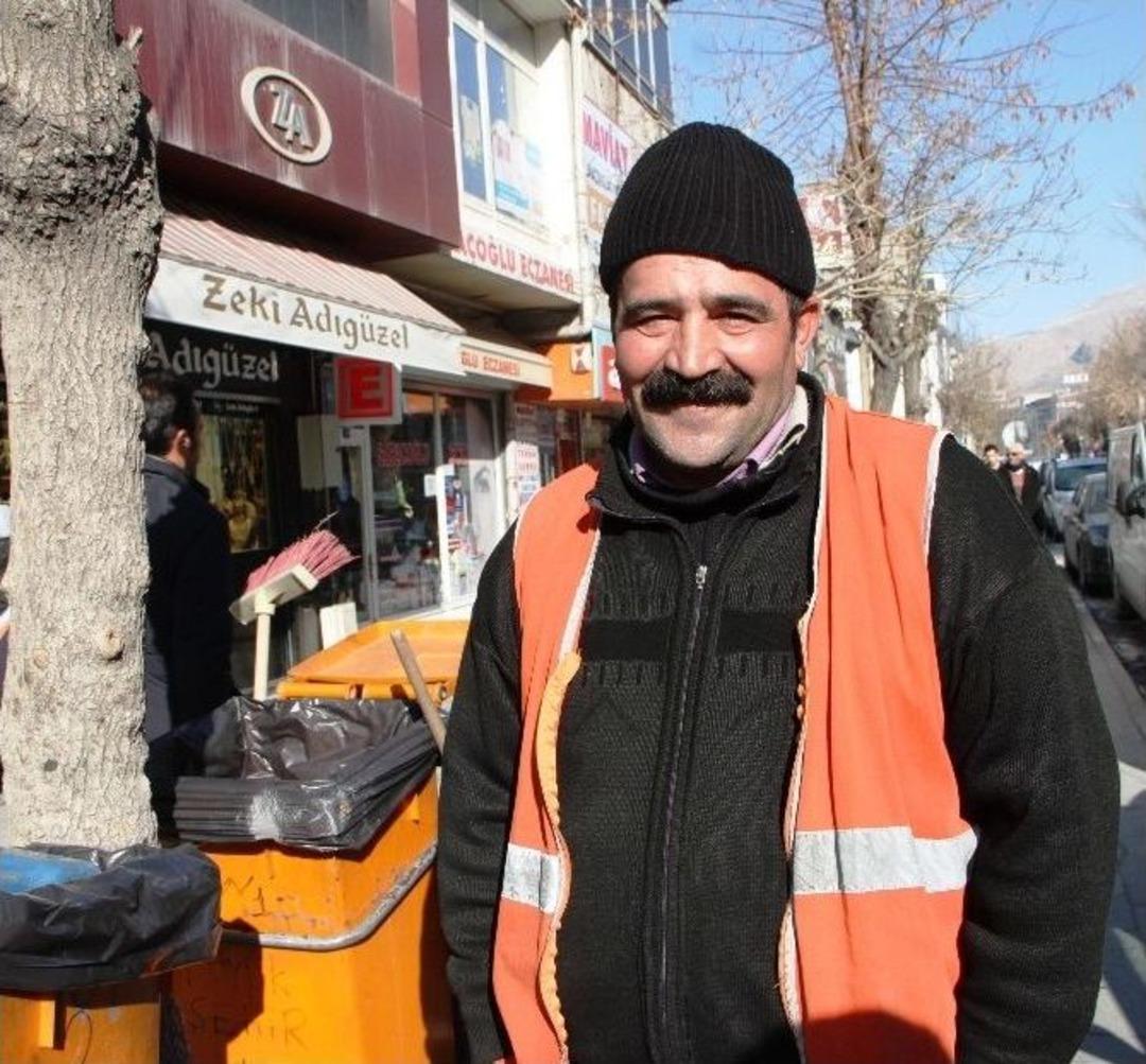Vanlılar Yeni Yılda &lsquo;barış&rsquo; İstiyor
