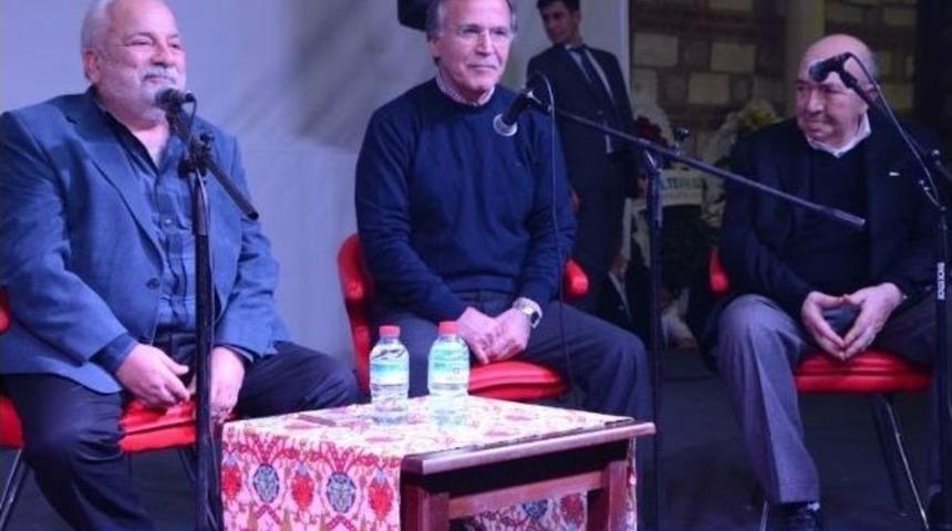 Karab&uuml;k G&uuml;nlerinde Safranbolu Sokağında &Uuml;nl&uuml;ler Ge&ccedil;idi