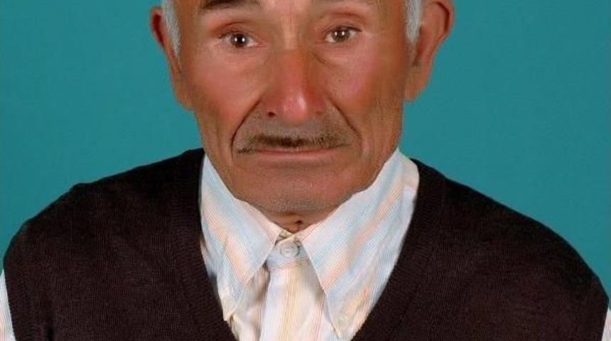 Adana'da Yolcu Minib&uuml;s&uuml; Kamyonla &Ccedil;arpıştı; 1 &Ouml;l&uuml;, 5 Yaralı