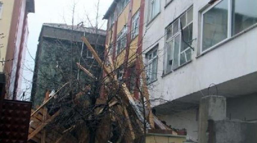 Fırtına &Ccedil;atı U&ccedil;urdu