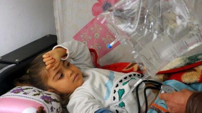 B&ouml;brek Hastası Canan Okula Gitmek İstiyor