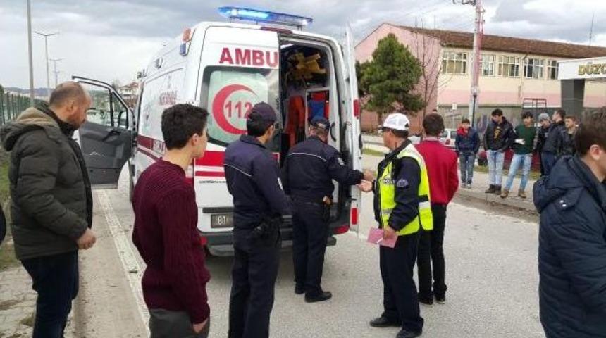 Liselilerin Kaza Merakı