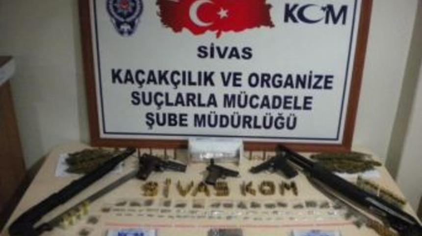 Sivas'ta Uyuşturucu Operasyonunda 8 Tutuklama
