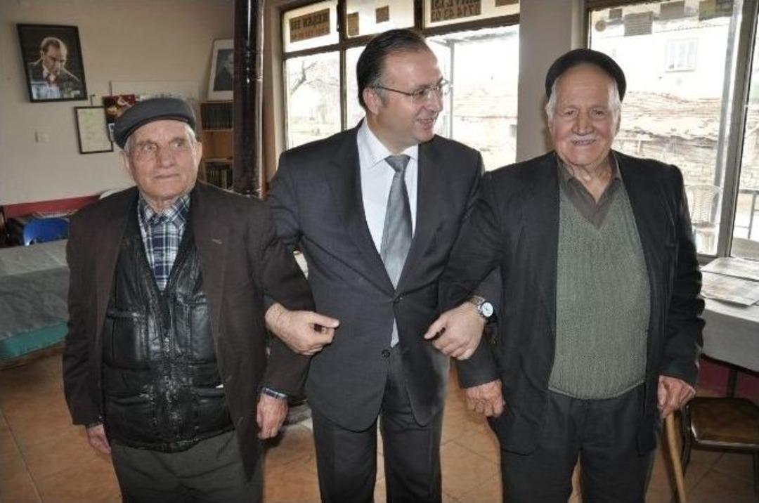 Keşan Kaymakamı Dınkırcı, K&ouml;y Ziyaretlerine Devam Ediyor