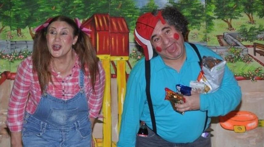 Başkan &Uuml;z&uuml;lmez, Kartepeli &Ccedil;ocuklarla Birlikte Eğlendi