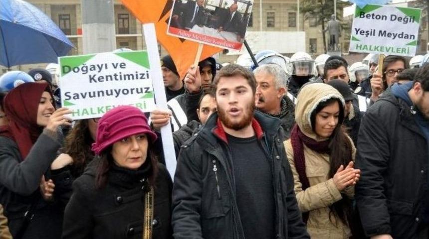 Kent Meydanı Protestosu