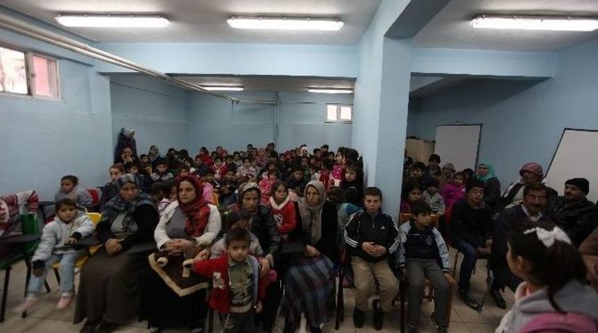 Diyarbakır&rsquo;da 100 Kobanili &Ccedil;ocuk Eğitime Başladı