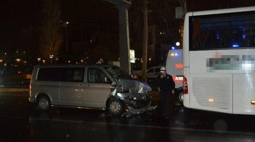 Başkent&rsquo;te Trafik Kazası: 2 Yaralı