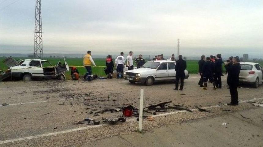Adana&rsquo;da Trafik Kazası: 4 &Ouml;l&uuml;, 5 Yaralı