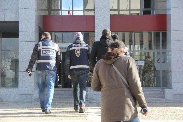 ’yasa Dışı Dinleme’ Operasyonu: 21 Polise Gözaltı Kararı