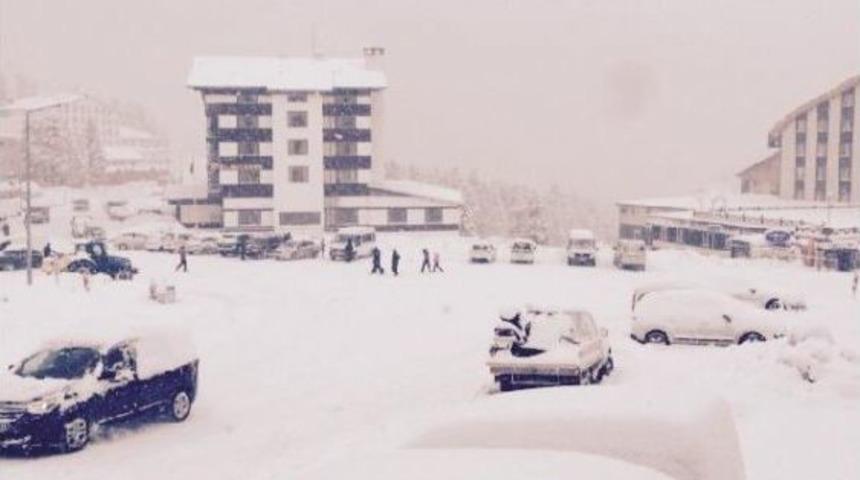Uludağ'da Yılbaşı &Ouml;ncesi Kar Sevinci