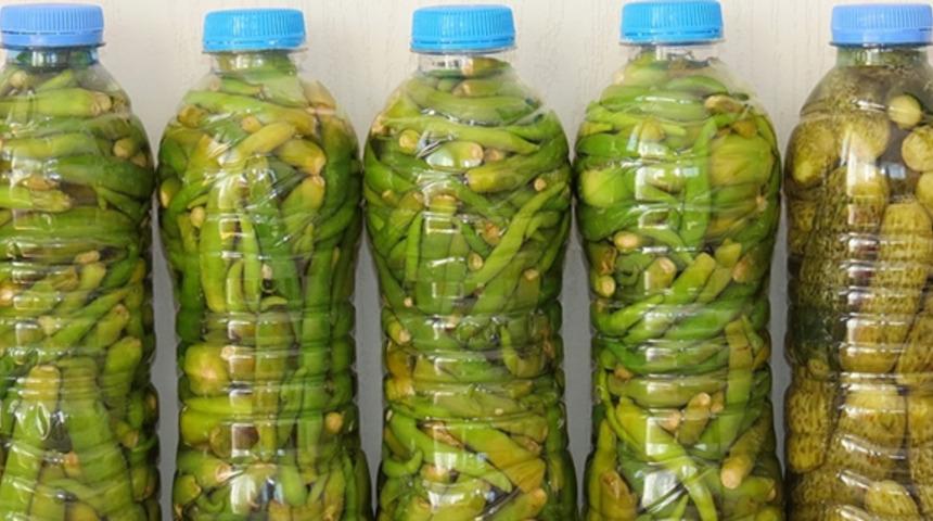 Tehlike sa&ccedil;ıyor! Bu turşuları hemen atın